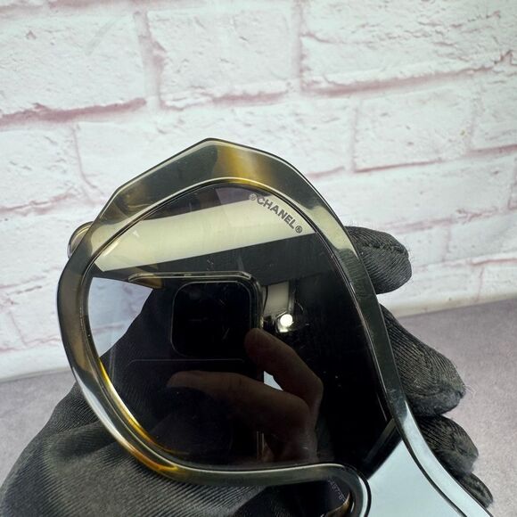 Chanel Acetate Crystal CC Shield Sunglasses 5497-B-A - Picture 14 of 14